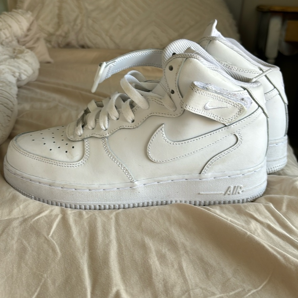 High top Nike Airforces